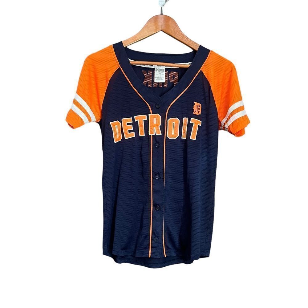 3 for‎ $30! Victoria’s Secret pink Detroit jersey